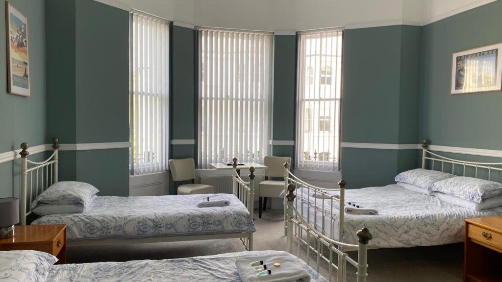 Westward Ho Hotel Folkestone Buitenkant foto