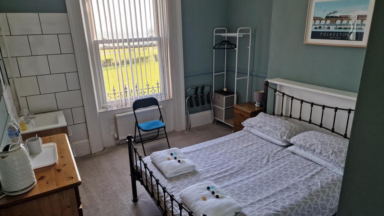 Westward Ho Hotel Folkestone Buitenkant foto