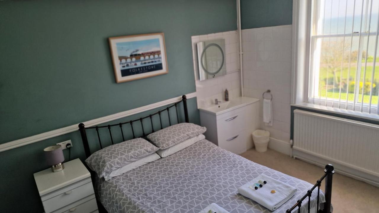 Westward Ho Hotel Folkestone Buitenkant foto