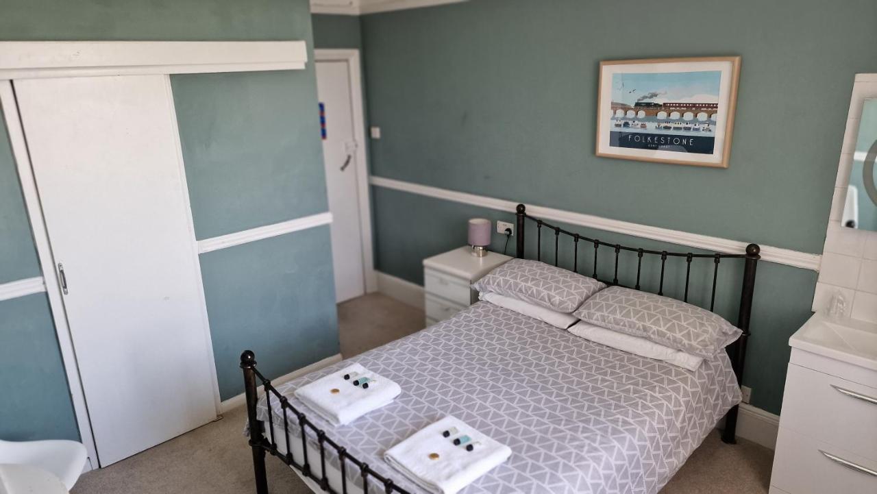 Westward Ho Hotel Folkestone Buitenkant foto