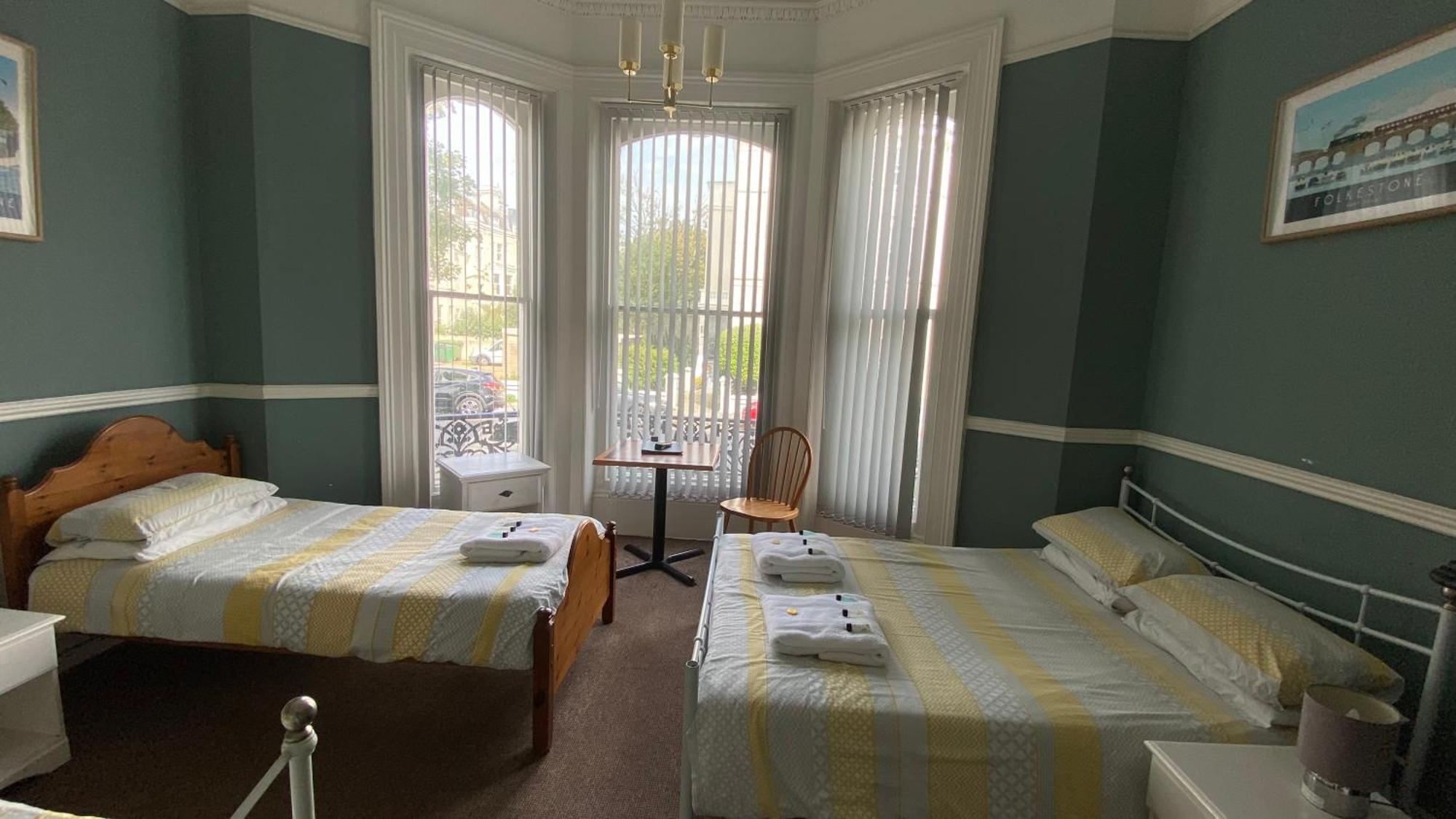 Westward Ho Hotel Folkestone Buitenkant foto
