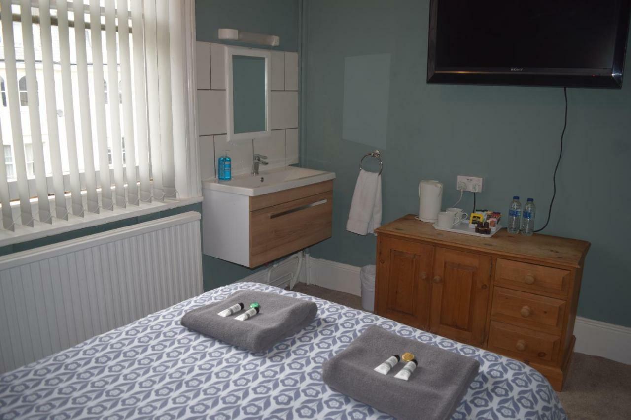 Westward Ho Hotel Folkestone Buitenkant foto